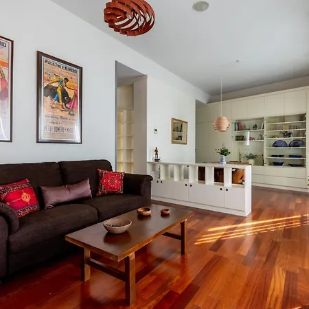 Apartment Paradise, By The Cathedral & Alcazar